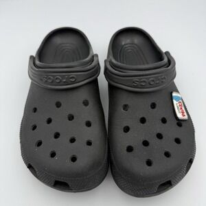 Crocs Classic Shoes Mens 8/ Women's 10 Black Clogs Slip On Strap Comfort